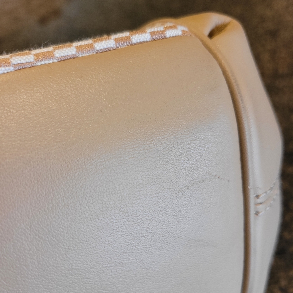 Coach Lexy Beige Legacy Jacquard Women's Bag - Not yellow tone - Excellent! - Picture 6 of 16